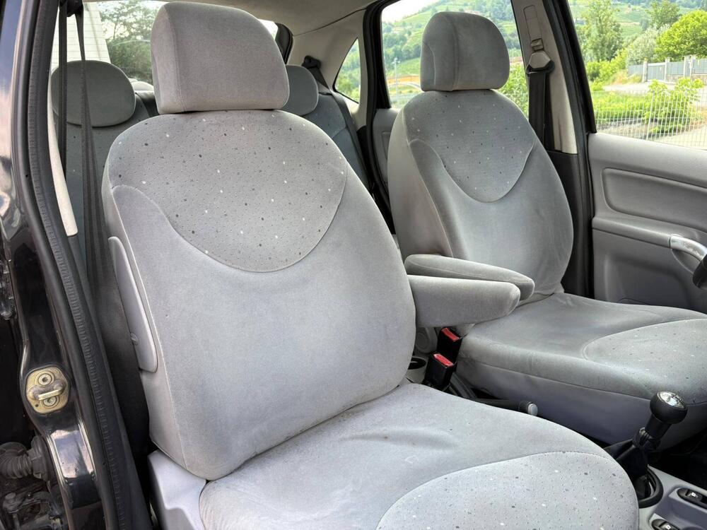 Citroen C3 usata a Asti (12)