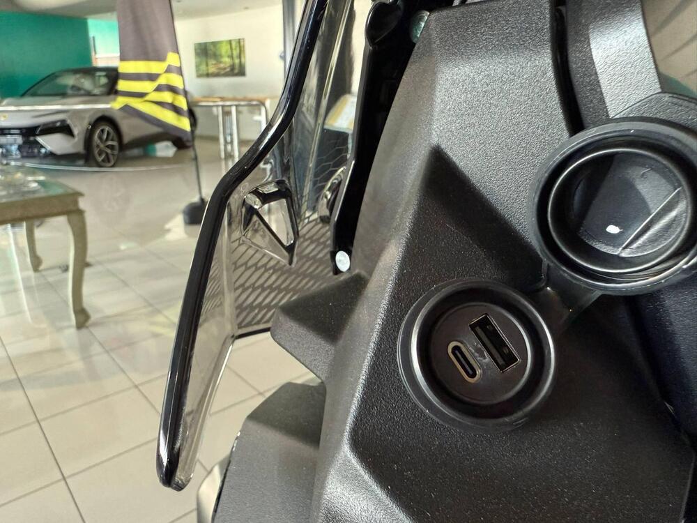 Voge Valico 900DSX (2024 - 26) (14)