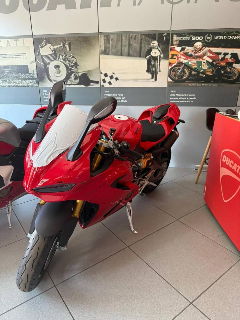 Ducati Panigale V2 S (2025 - 26)