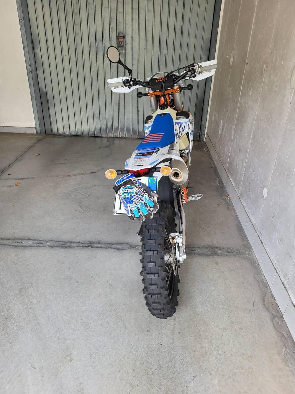 KTM 350 EXC-F Six Days (2024) (3)