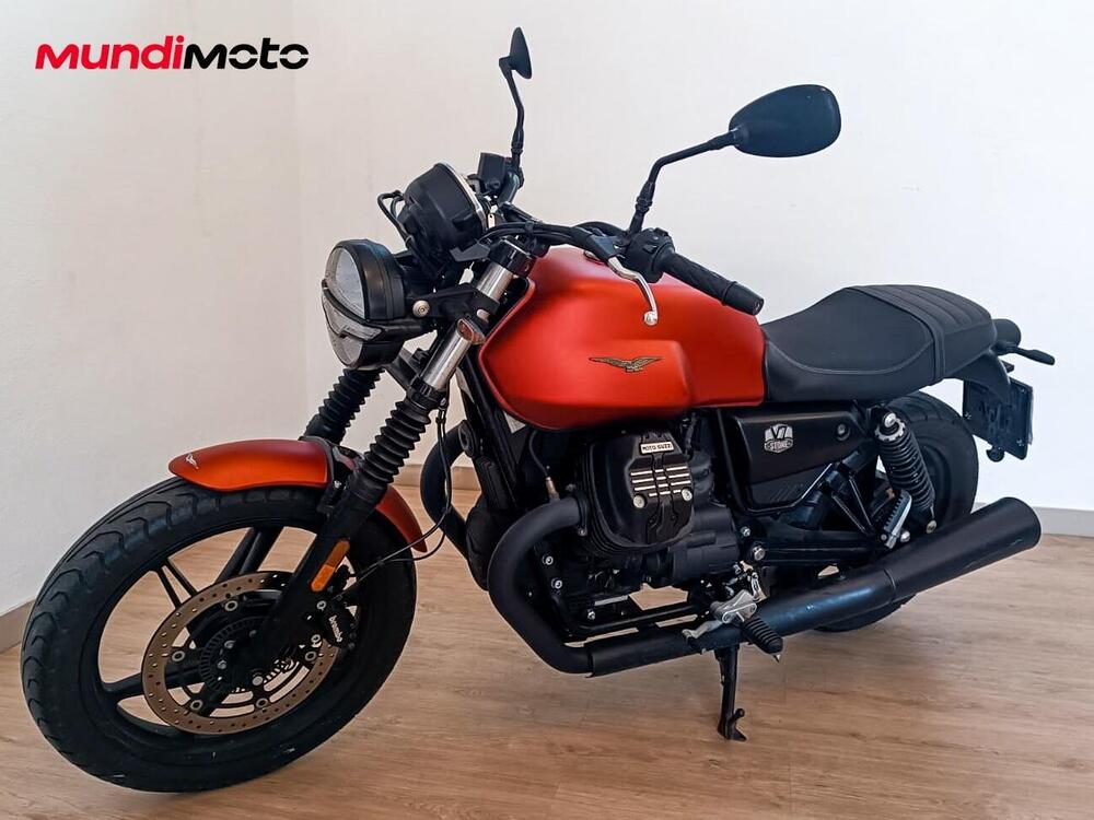 Moto Guzzi V7 Stone Centenario (2021 - 22) (8)