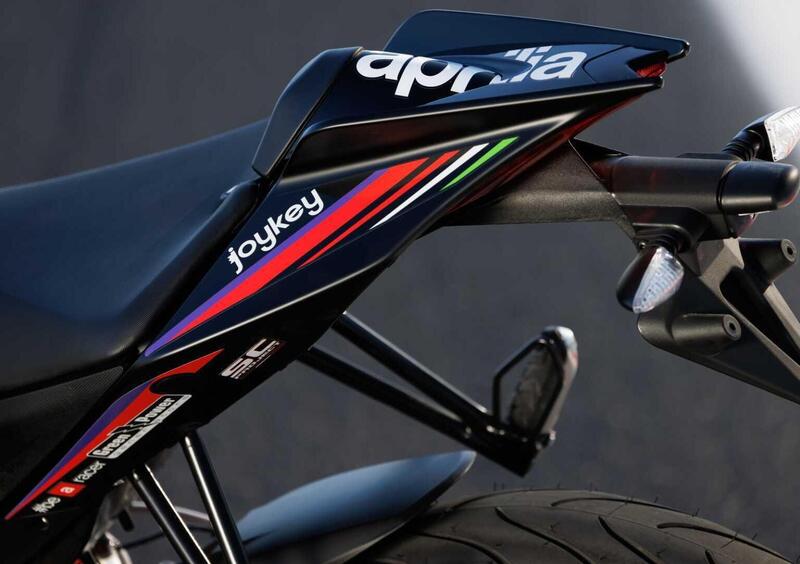 Aprilia RS 125 RS 125 GP Replica (2025) (10)