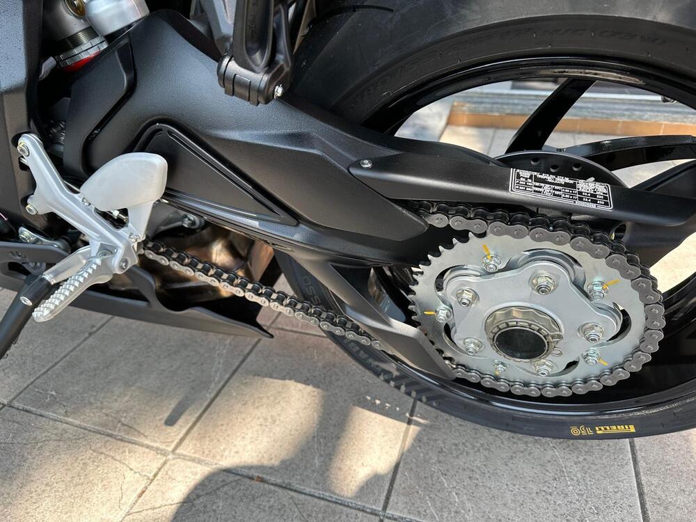 MV Agusta Superveloce 800 (2021 - 25) (10)