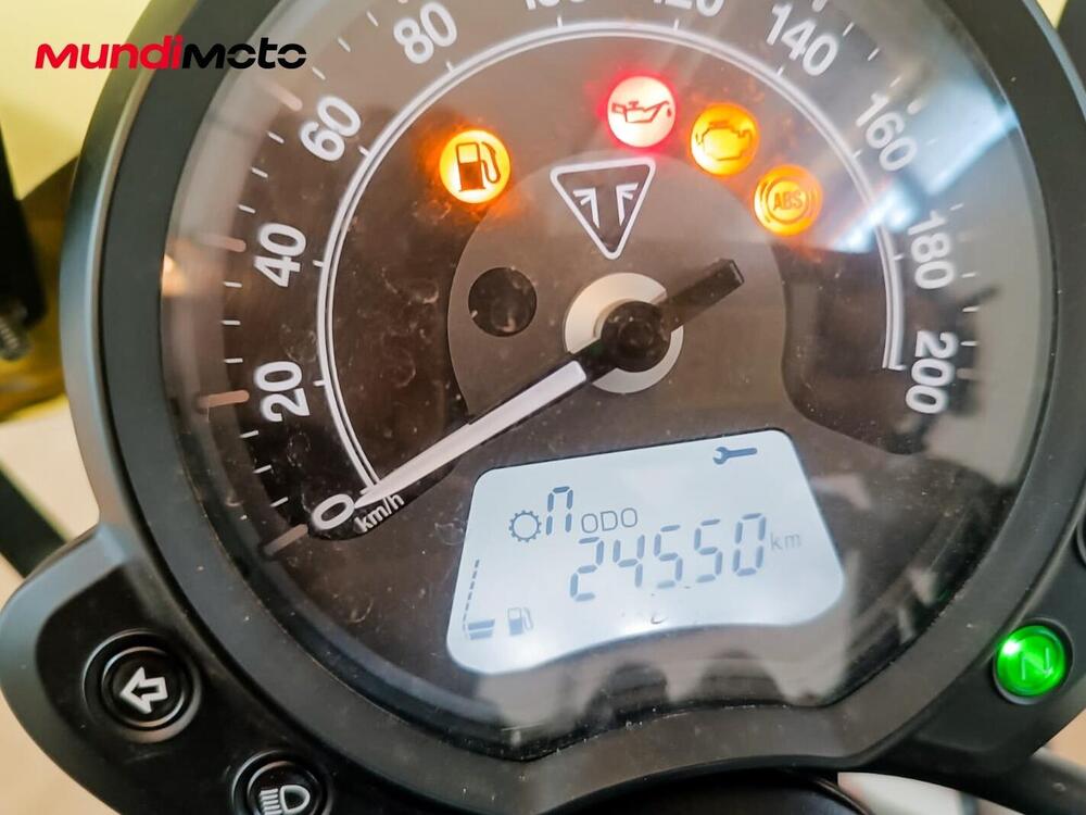 Triumph Scrambler 900 Stealth Edition (2024) (12)