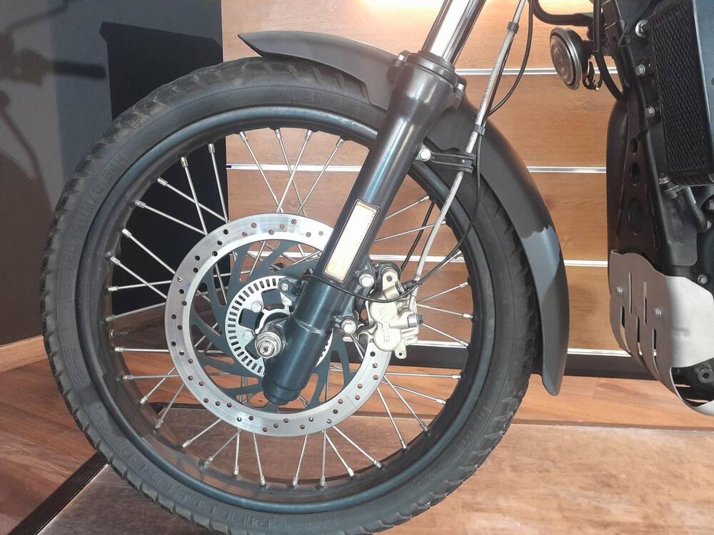 Royal Enfield Himalayan 411 (2017 - 20) (3)