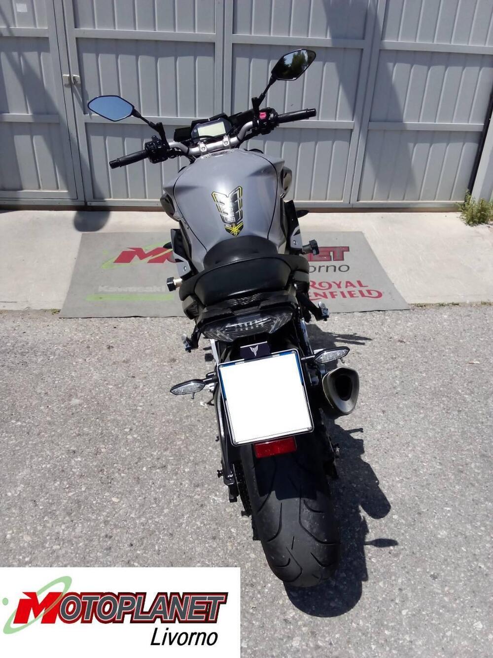 Yamaha MT-10 ABS (2016 - 17) (6)