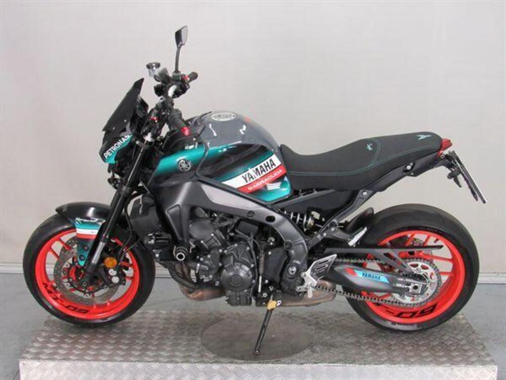 Yamaha MT-09 (2021 - 23) (5)