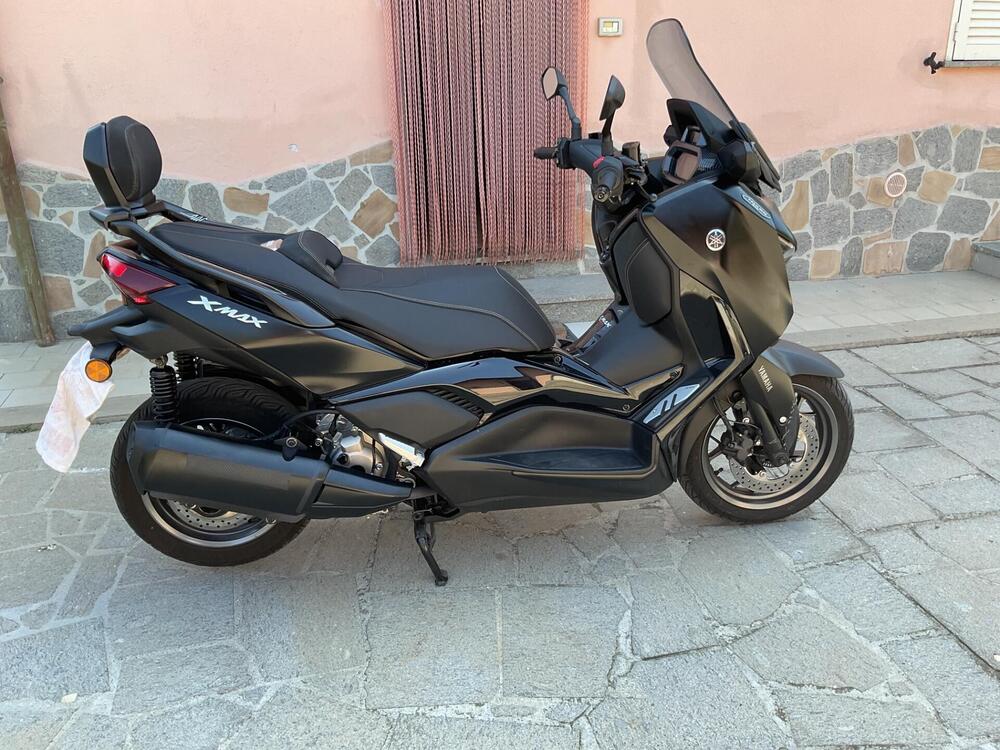 Yamaha X-Max 300 Tech Max (2021 - 24) (2)