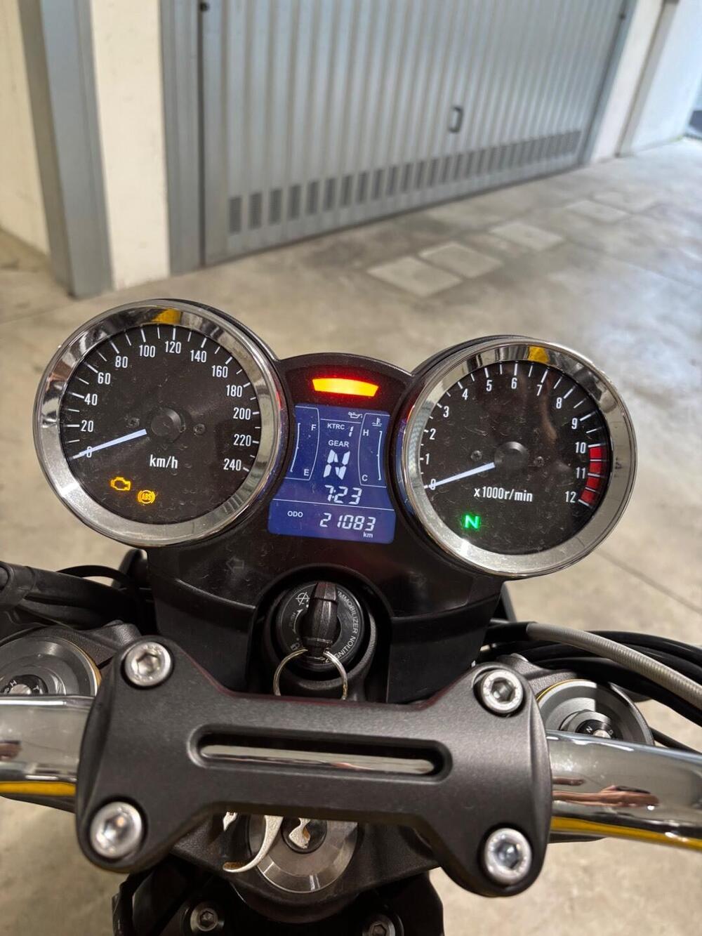 Kawasaki Z 900 SE (2022 - 24) (7)