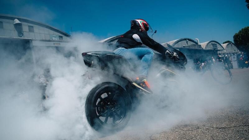 MV Agusta Open Days: Oltre 5.000 Visitatori a Schiranna per gli 80anni di attivit&agrave; [GALLERY]