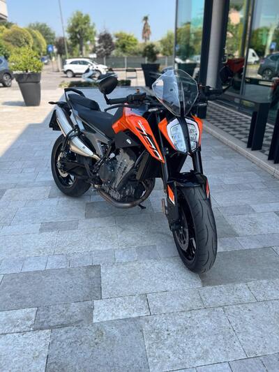 KTM 790 Duke L (2023 - 24) usata