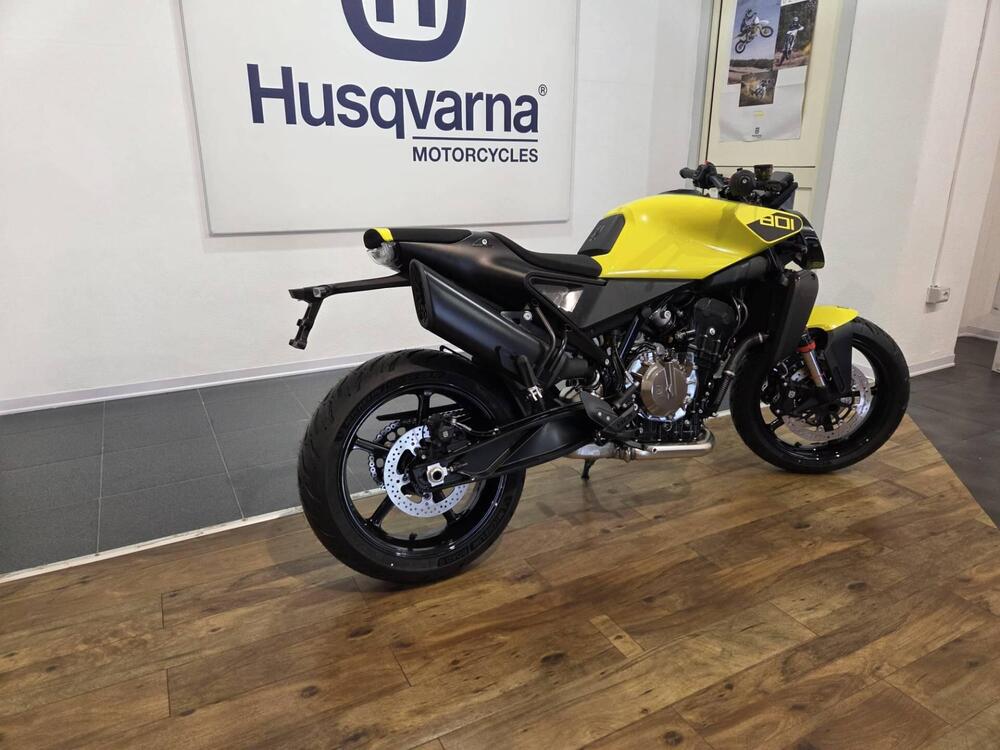 Husqvarna Vitpilen 801 L (2025 - 26) (4)