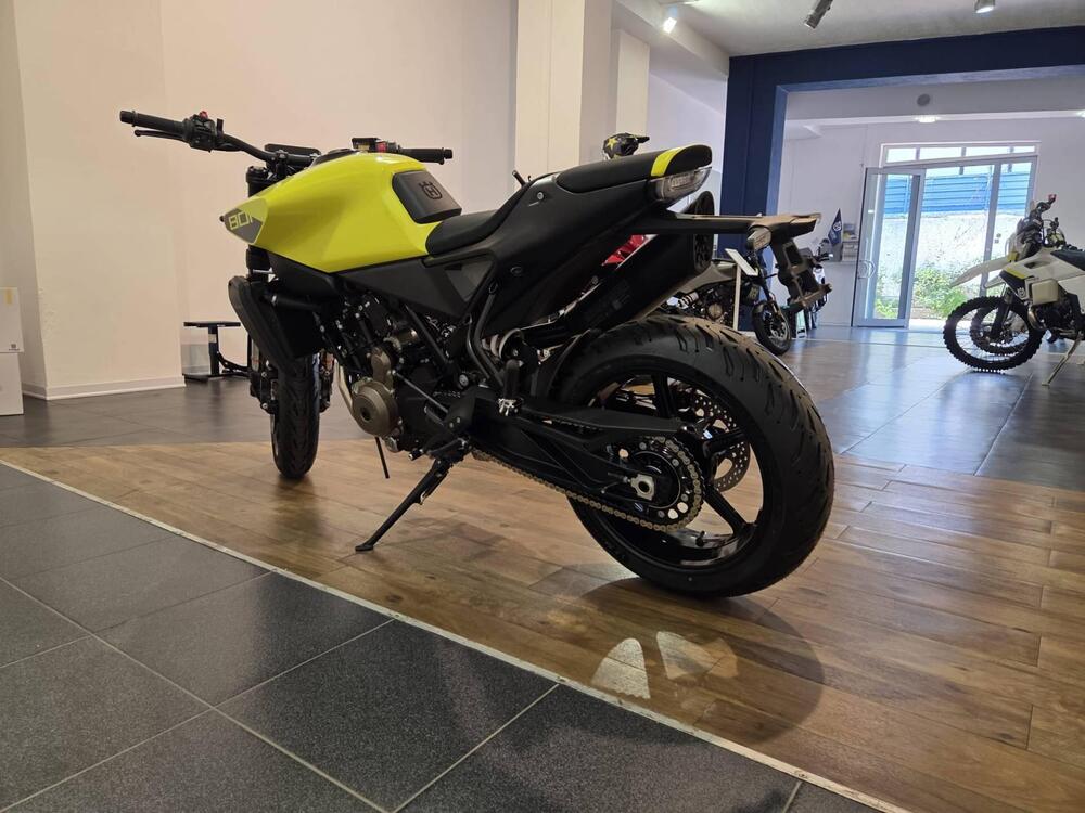 Husqvarna Vitpilen 801 L (2025 - 26) (6)