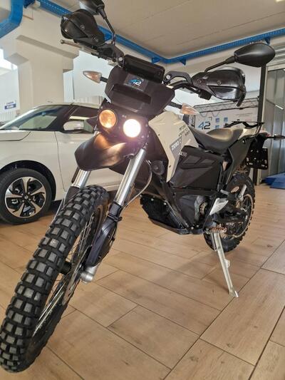 Zero FX (2015 - 25) usata