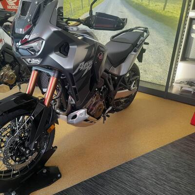 Honda Africa Twin CRF 1100L Adventure Sports (2024 - 25) nuova