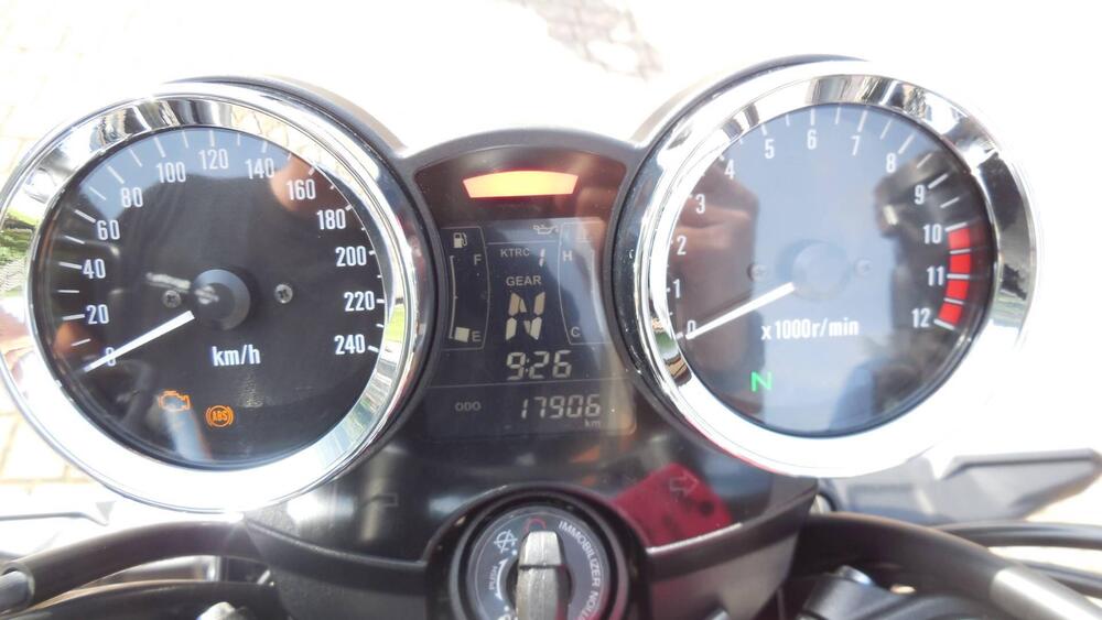 Kawasaki Z 900 RS (2022 - 25) (4)