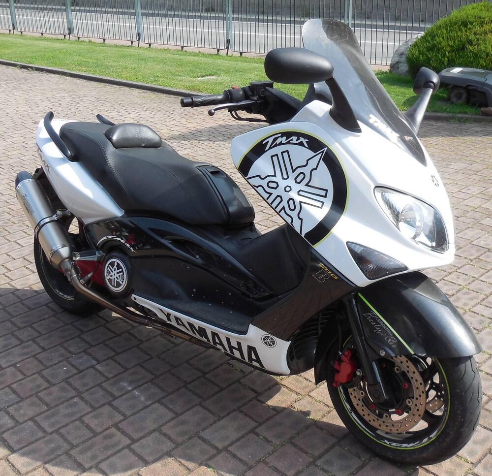 Yamaha T-Max 500 (2004 - 07) (3)