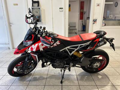Ducati Hypermotard 950 RVE (2022 - 25) usata