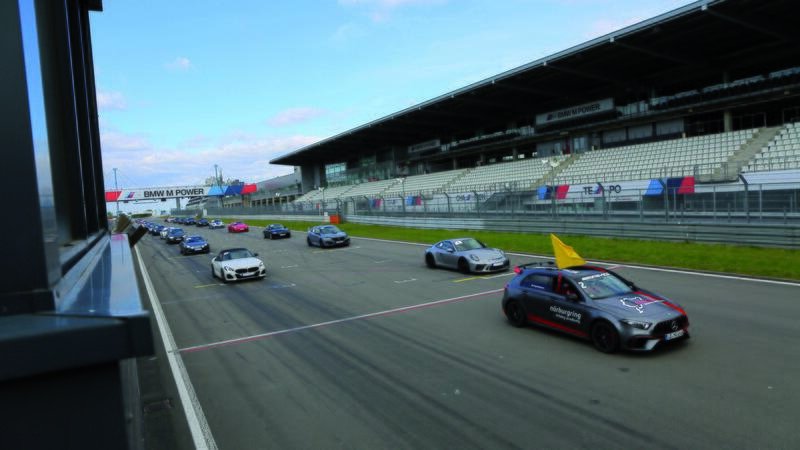 Safety car durante un evento