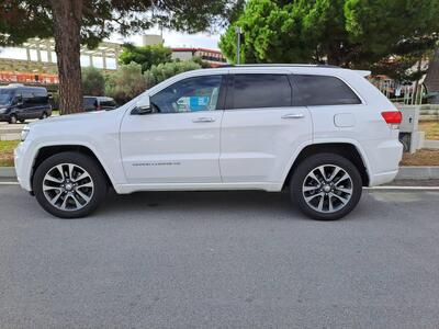 Jeep Grand Cherokee 3.0 V6 CRD 250 CV Multijet II Overland del 2015 usata a Sanremo