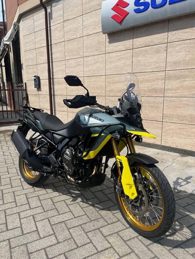 Suzuki V-Strom 800DE (2023 - 24) usata