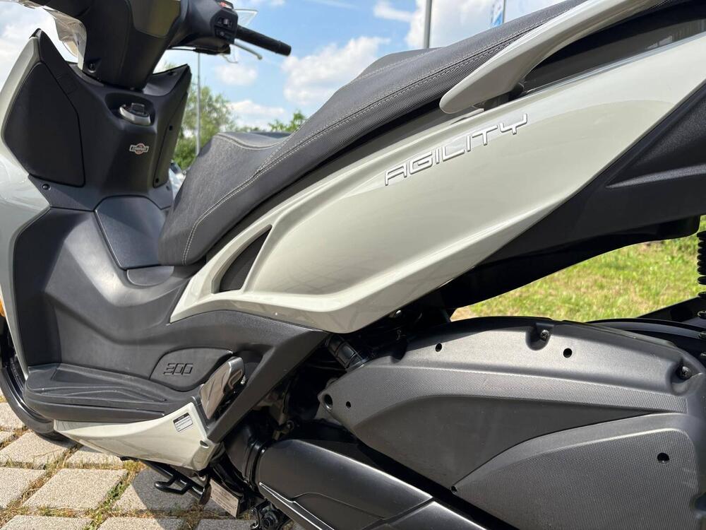 Kymco Agility 300i Noodoe (2020) (3)
