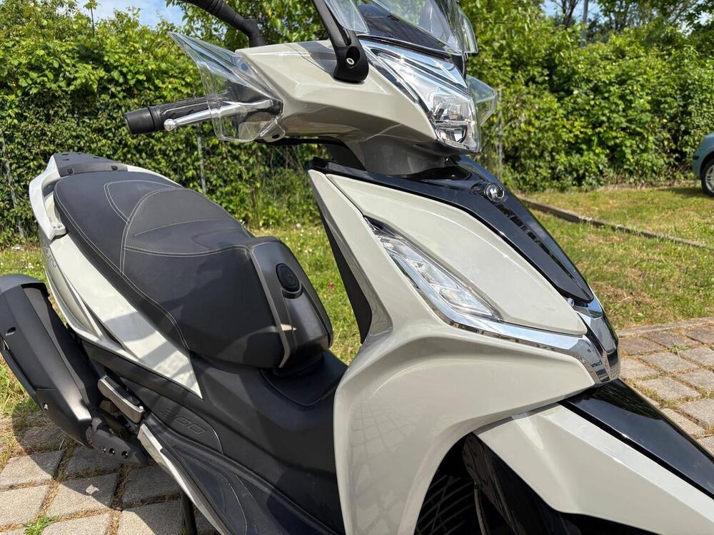 Kymco Agility 300i Noodoe (2020) (7)