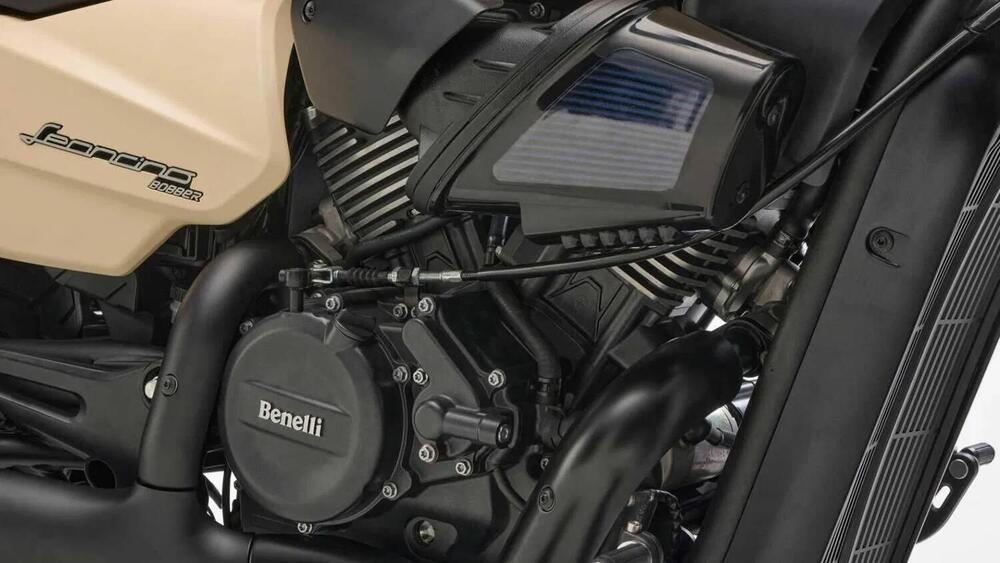 Benelli Leoncino 400 Bobber (2026) (4)