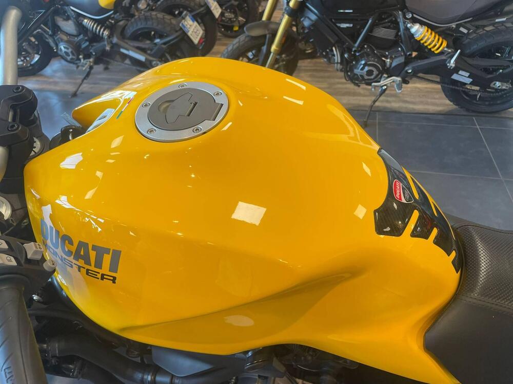 Ducati Monster 821 (2018 - 20) (2)