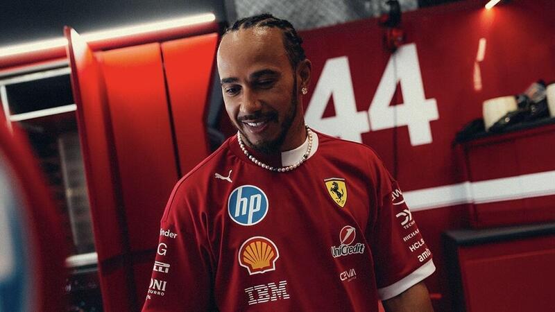 F1 GP Austria, Hamilton: &quot;Aggiornamenti Ferrari? Un Passo avanti. Tester&ograve; a breve la vettura 2026 al simulatore&quot;