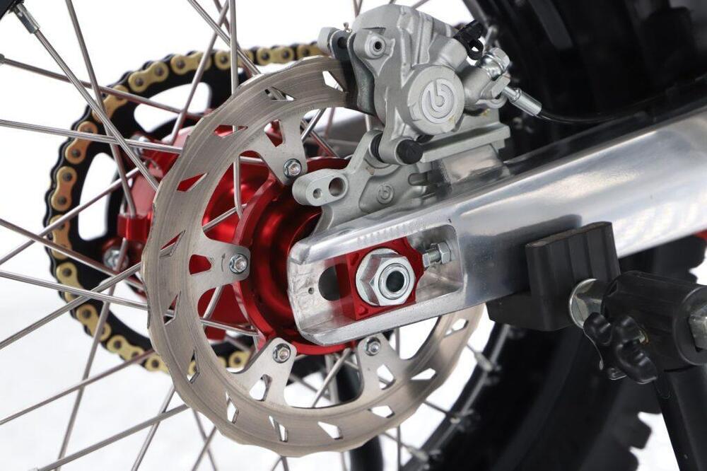 AJP PR7 650 Adventure (2021 - 24) (10)