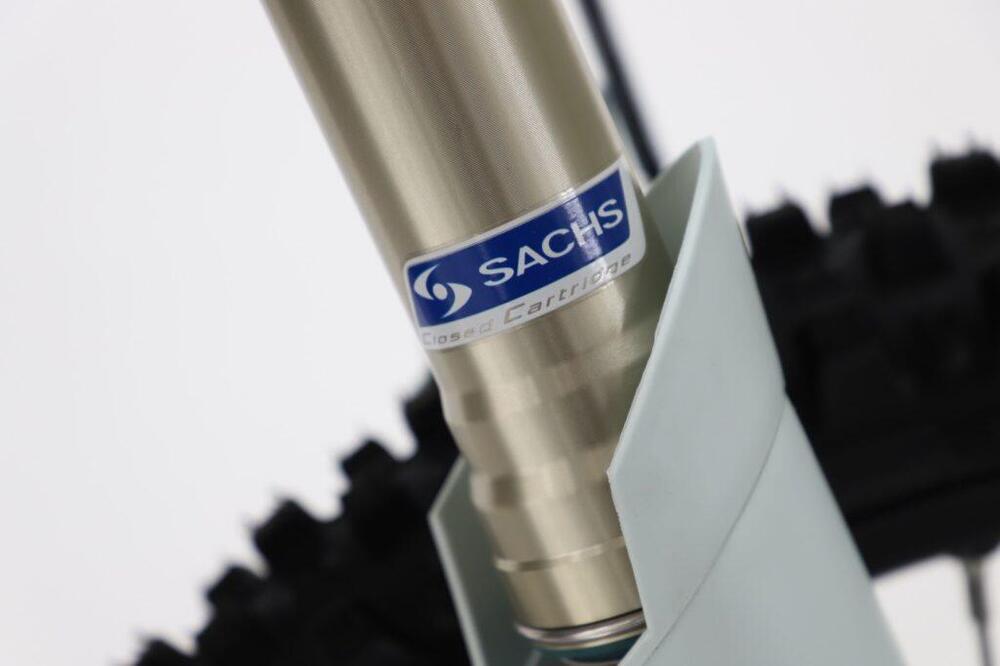 AJP PR7 650 Adventure (2021 - 24) (7)