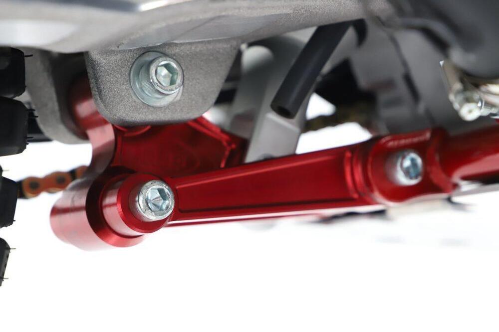 AJP PR7 650 Adventure (2021 - 24) (12)