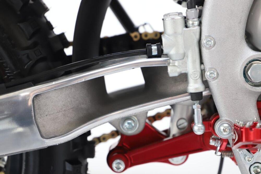 AJP SPR 310R Enduro (2023 - 26) (10)