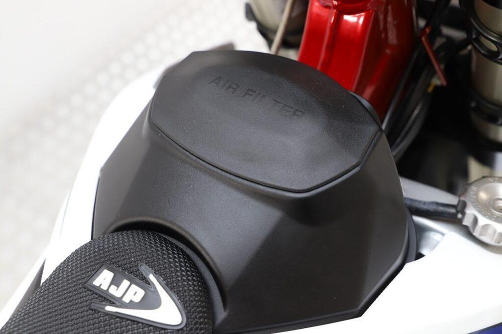 AJP SPR 310R Enduro (2023 - 26) (6)