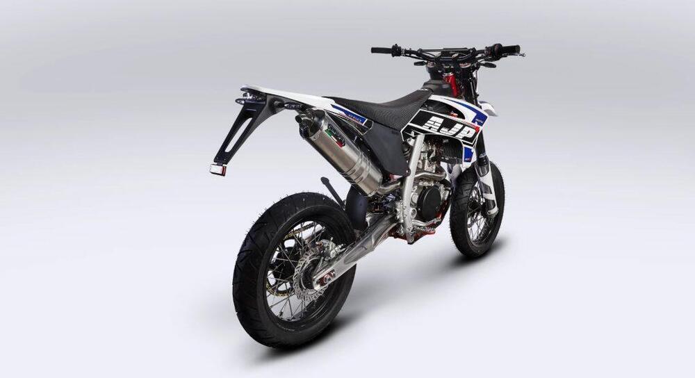 AJP SPR 250 Supermoto (2023 - 25) (4)