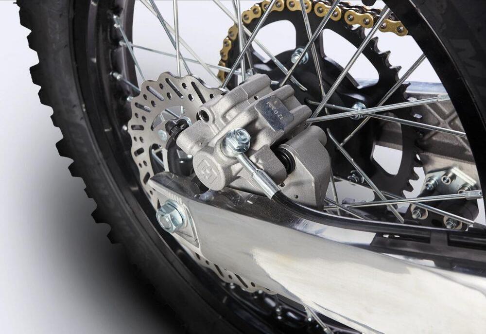 AJP SPR 240 Enduro (2023 - 25) (10)