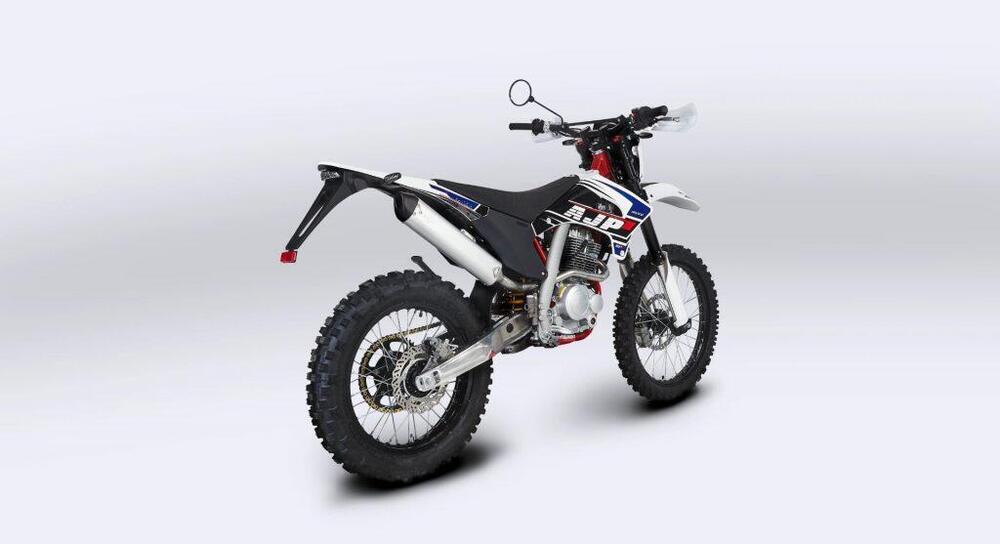 AJP SPR 125 Enduro (2023 - 25) (4)