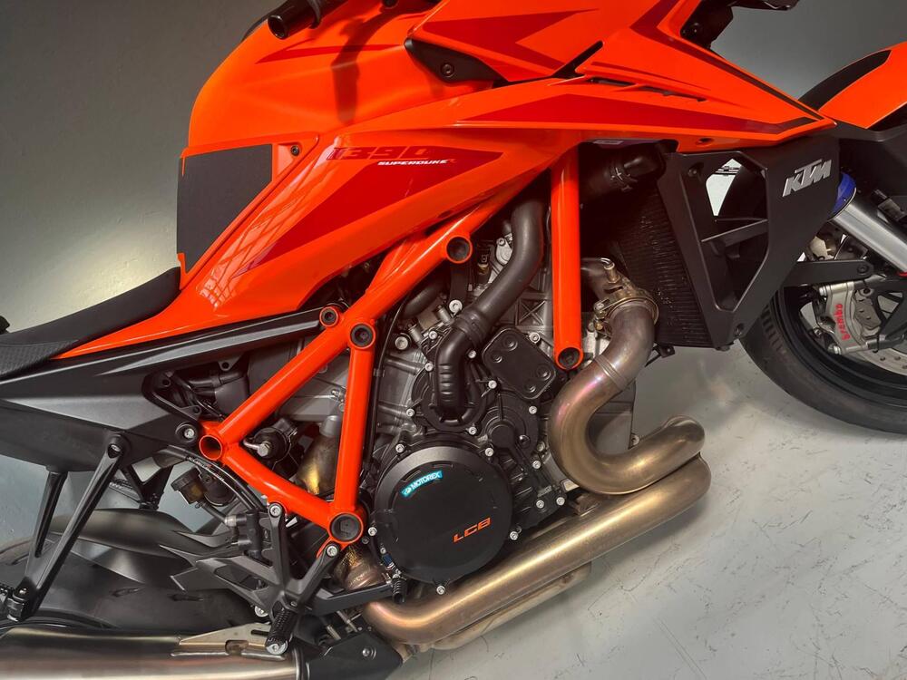 KTM 1390 Super Duke R EVO (2024 - 26) (4)