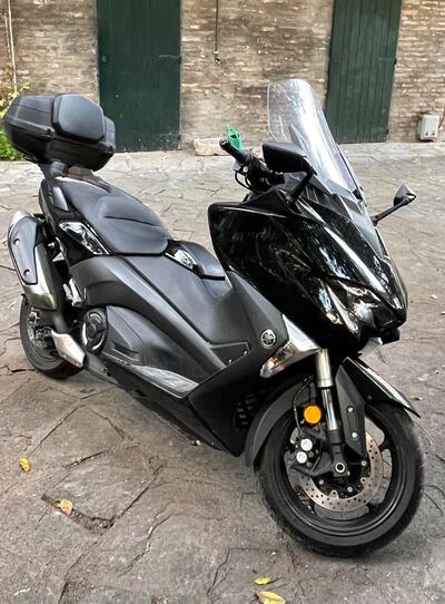 Yamaha T-Max 530 (2017 - 19) usata