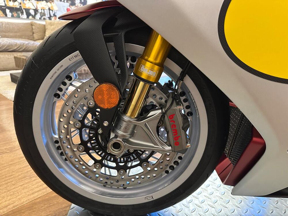 MV Agusta Superveloce 800 Ago (2021 - 23) (8)