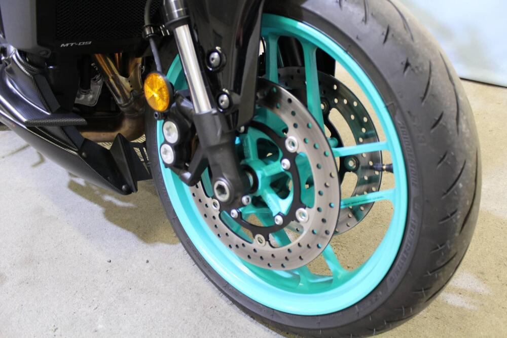 Yamaha MT-09 Y-AMT (2024 - 26) (7)