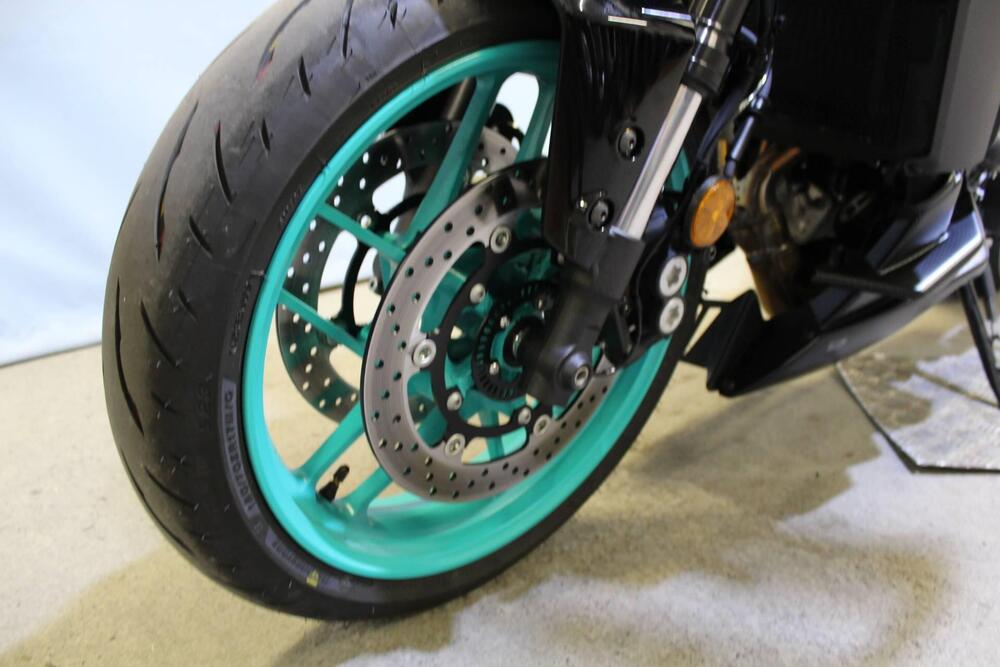 Yamaha MT-09 Y-AMT (2024 - 26) (16)