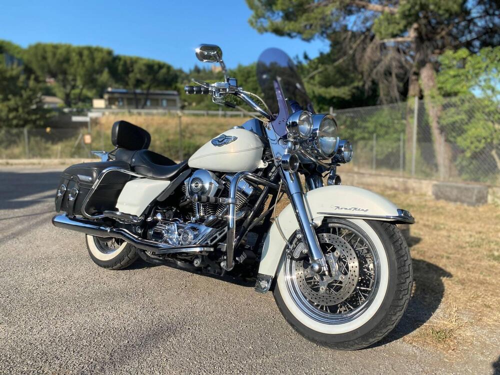 Harley-Davidson 1450 Road King Classic (2003 - 05) - FLHRCI