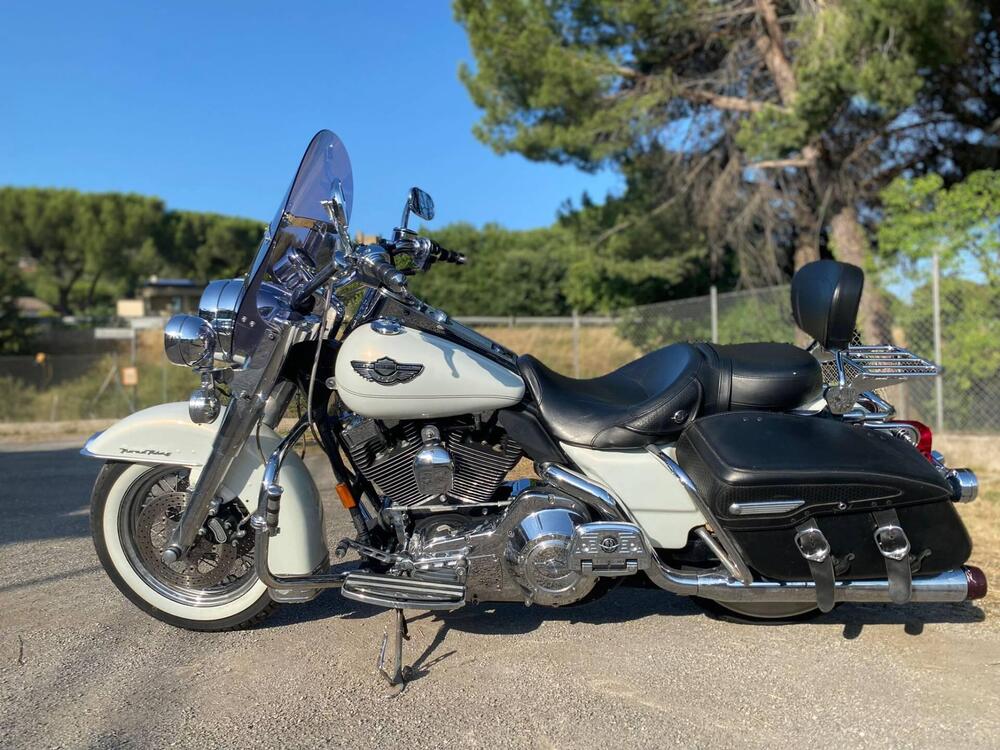 Harley-Davidson 1450 Road King Classic (2003 - 05) - FLHRCI (2)
