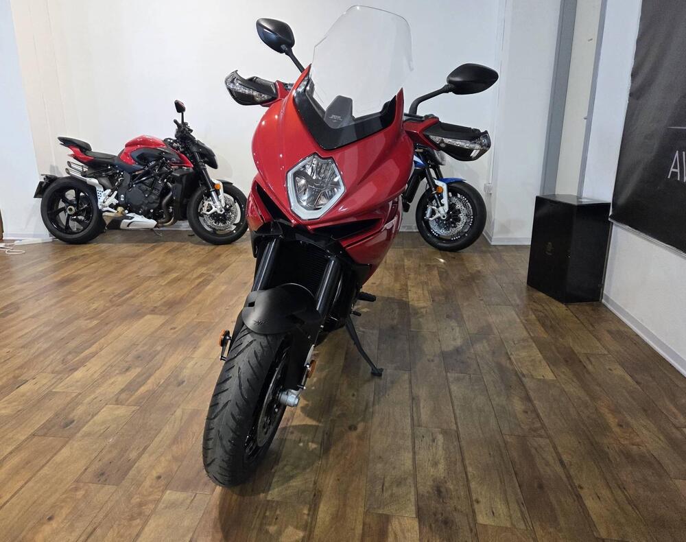 MV Agusta Turismo Veloce 800 R (2023 - 25) (9)