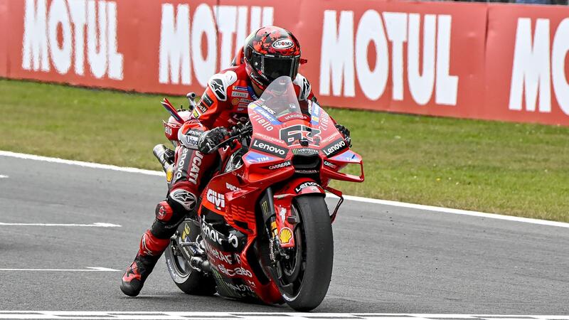 MotoGP 2025. GP dei Paesi Bassi ad Assen. Pecco Bagnaia, 5&deg; al venerd&igrave; girando da solo: &quot;Strategia diversa&quot;