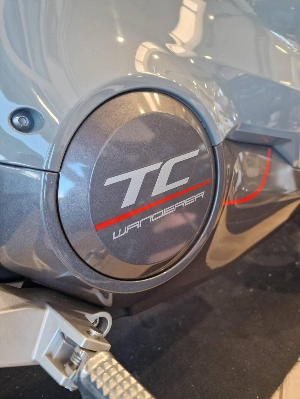 VMoto TC Wanderer (2024 - 25) (7)