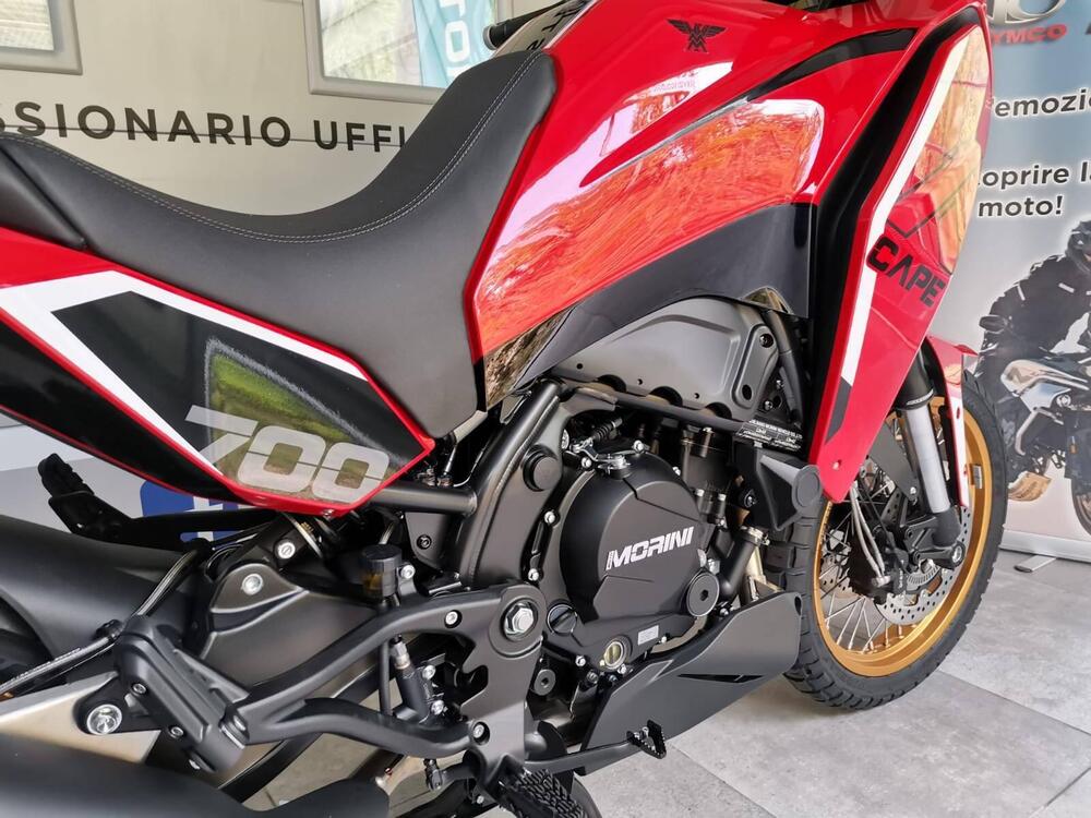 Moto Morini X-Cape 700 Gold Edition (2025) (13)