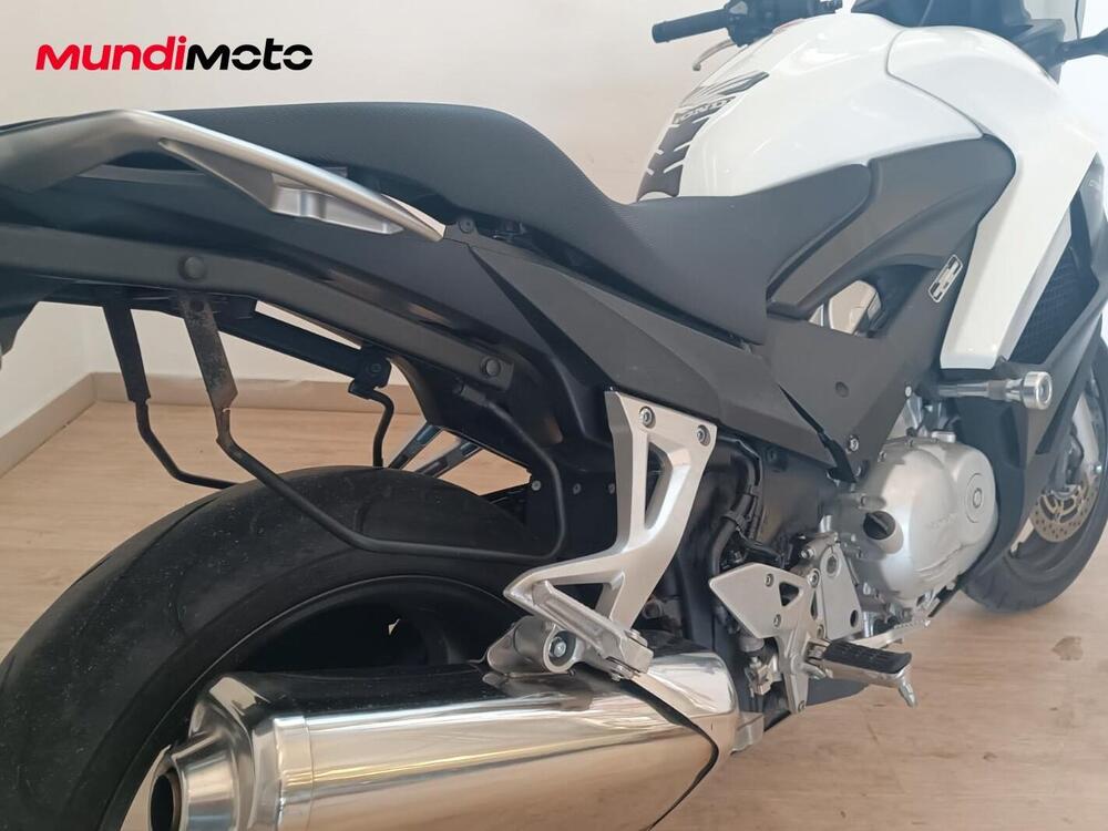 Honda VFR 800 (2002 - 05) (4)